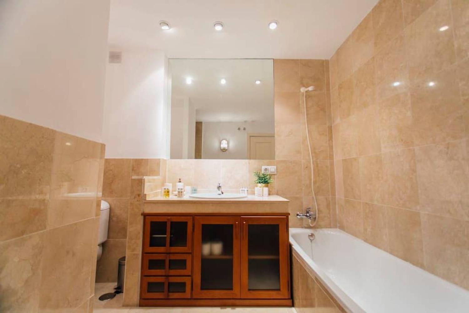 Wide And Bright- 3Bd 2Bth- Arenal Apartment Seville Exterior photo